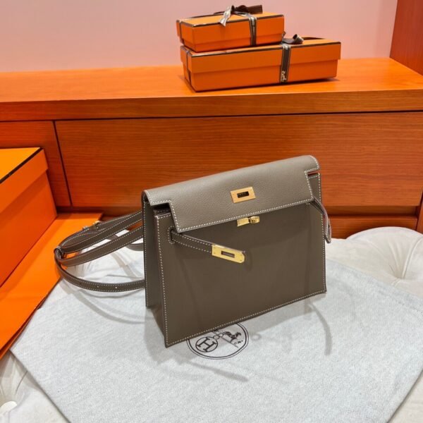 CK18 Etoupe Kelly Danse 22CM Evercolor Leather GHW Hardware