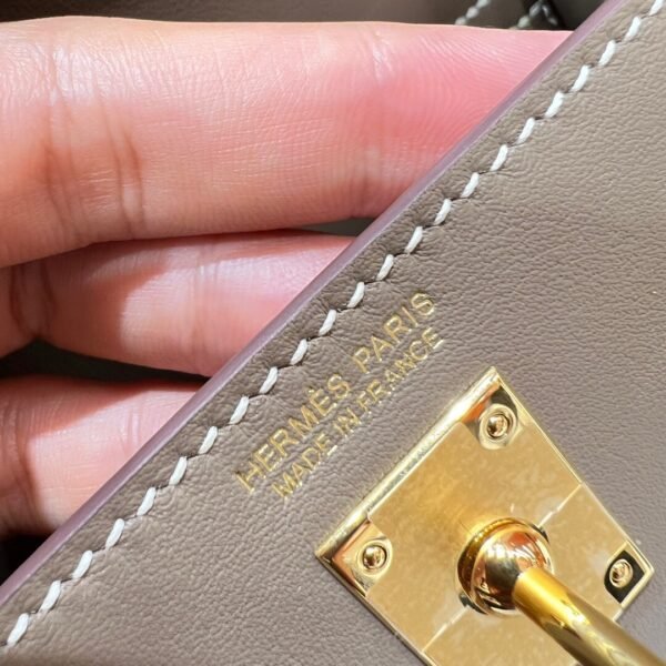 CK18 Etoupe Kelly Danse 22CM Swift Leather GHW Hardware Dubai UAE