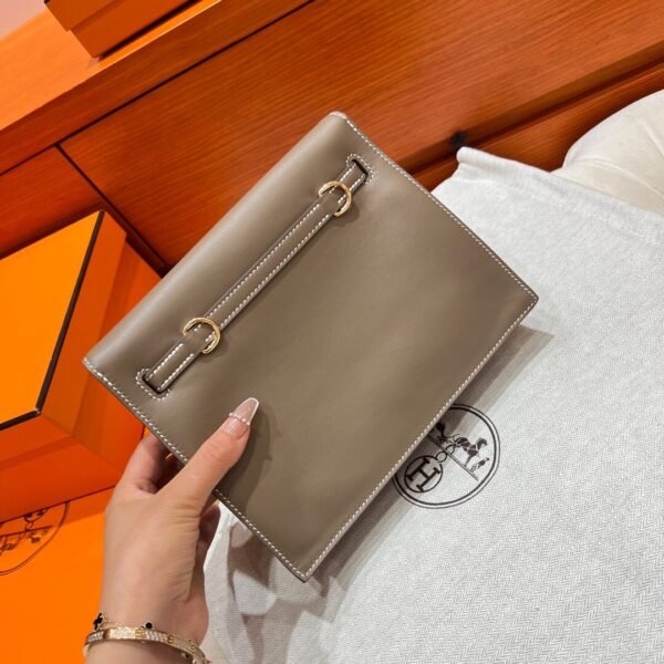 CK18 Etoupe Kelly Danse 22CM Swift Leather GHW Hardware Dubai UAE