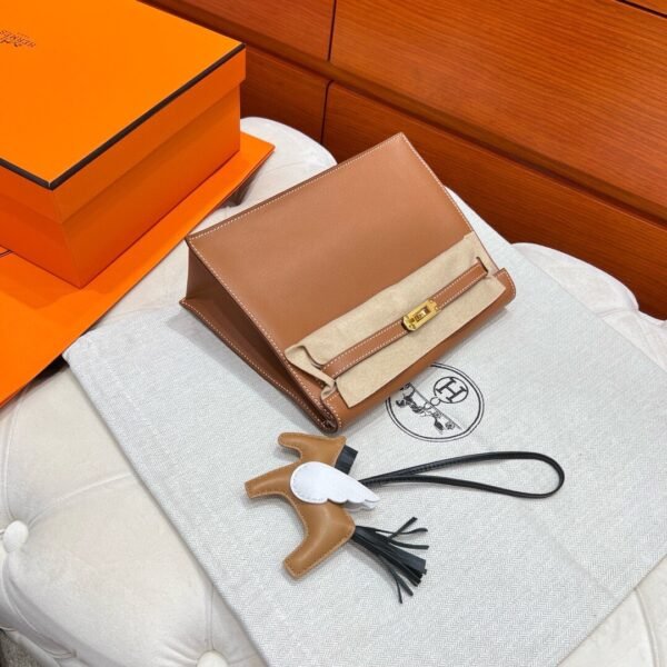 CK37 Gold Kelly Danse 22CM Swift Leather GHW Hardware Dubai UAE