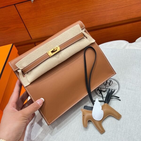 CK37 Gold Kelly Danse 22CM Swift Leather GHW Hardware Dubai UAE