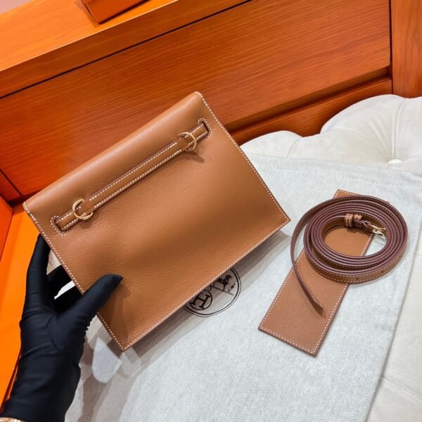 CK37 Gold Kelly Danse 22CM Evercolor Leather GHW Hardware Dubai UAE