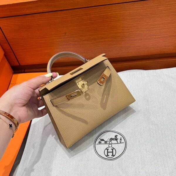 4B Biscuit Hermes Mini Kelly 19CM Chever Leather Gold Hardware All Handmade