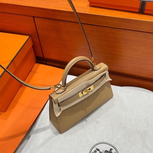 4B Biscuit Hermes Mini Kelly 19CM Chever Leather Gold Hardware All Handmade