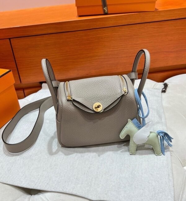 M8 Asphalte Mini lindy 19cm Tc Leather Gold Hardware Full Handmade