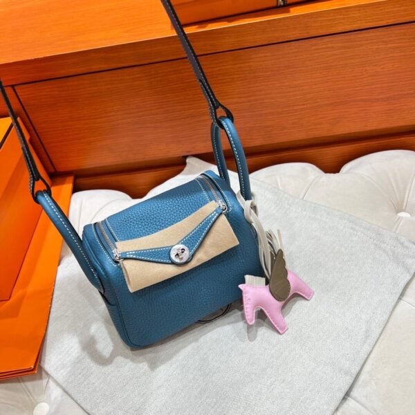 75 Blue Jean Mini lindy 19cm Tc Leather Gold Hardware Full Handmade