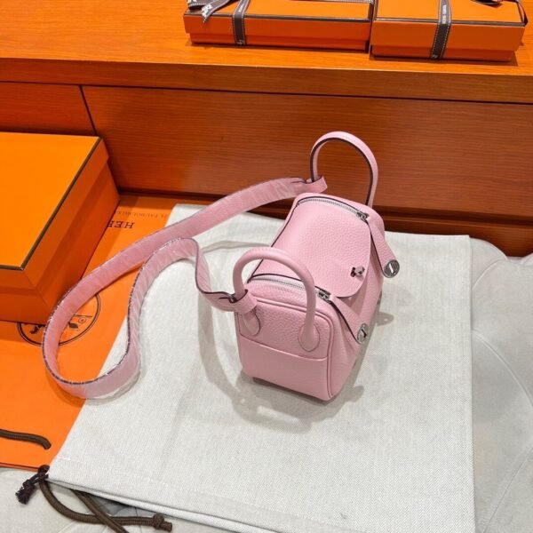 3Q Rose Sakura Mini Lindy 19CM Tc Leather Silver Hardware Full Handmade