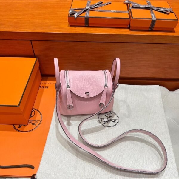3Q Rose Sakura Mini Lindy 19CM Tc Leather Silver Hardware Full Handmade