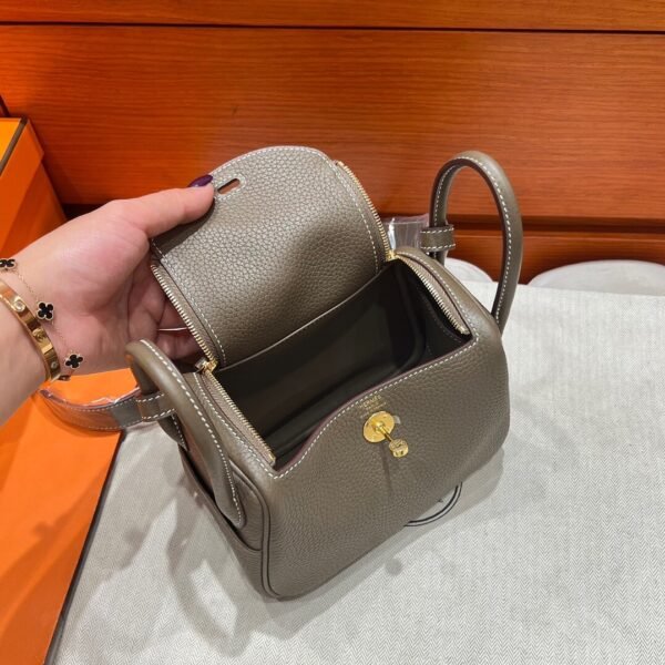 18 Etoupe Mini Lindy 19CM Tc Leather Gold Hardware Full Handmade