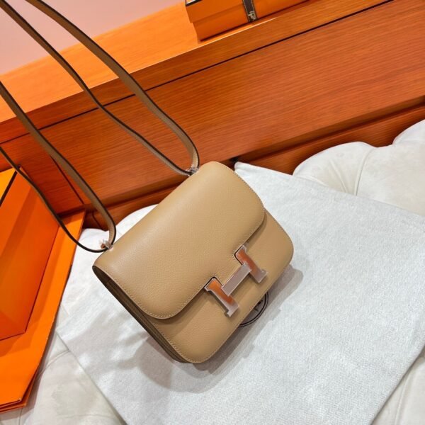 OM Chai Constance 19CM Eve Leather Silver Hardware Full Handmade