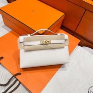 10 Craie Kelly Pochette Epsom Leather Gold Hardware Full Handmade
