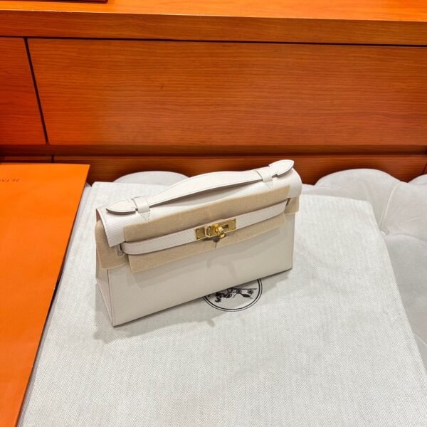 10 Craie Kelly Pochette Epsom Leather Gold Hardware Full Handmade