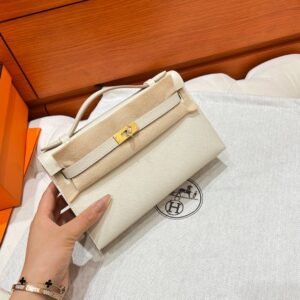 10 Craie Kelly Pochette Epsom Leather Gold Hardware Full Handmade