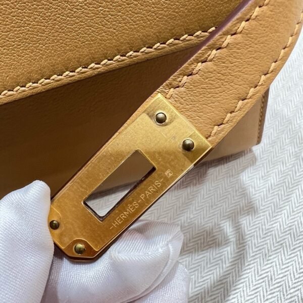4B Biscuit Kelly Pochette Swift Leather Gold Hardware Full Handmade