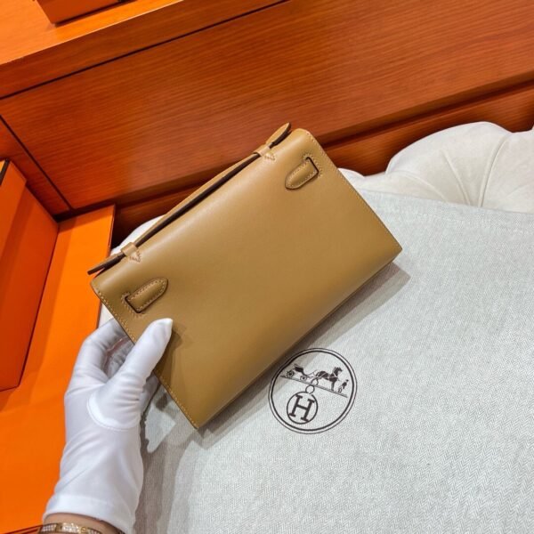 4B Biscuit Kelly Pochette Swift Leather Gold Hardware Full Handmade