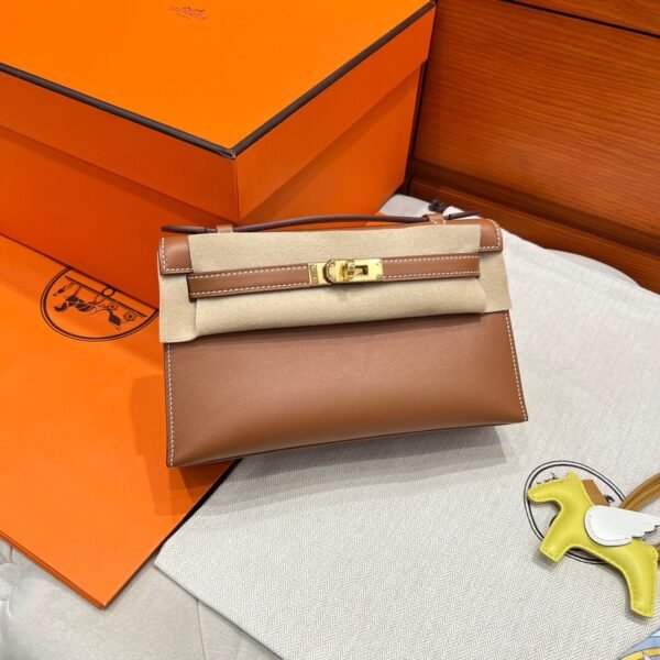 CK37 Gold Kelly Pochette Swift Leathers Gold Hardware Full Handmade