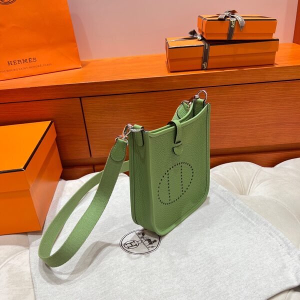 3I Vert Criquet Mini Evelyne 17CM Tc Leather Silver Hardware Full Handmade