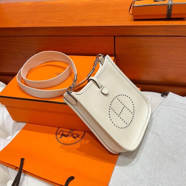 I2 Nara Mini Evelyne 17CM Tc Leather Silver Hardware Full Handmade