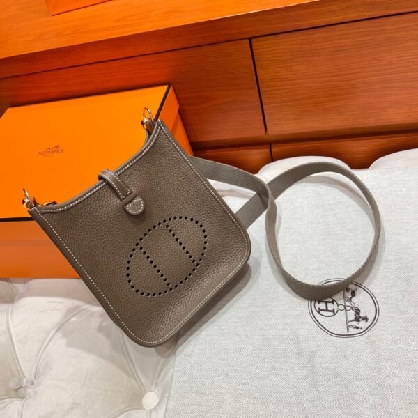 CK18 Etoupe Mini Evelyne 17CM Tc Leather Silver Hardware Full Handmade